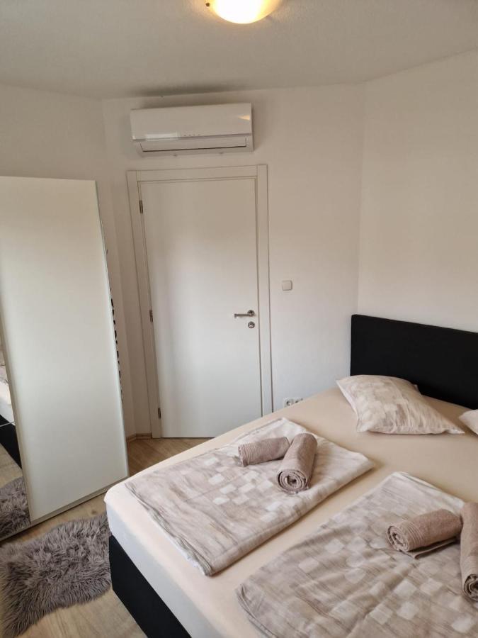 Apartment Luca Pula Exteriér fotografie