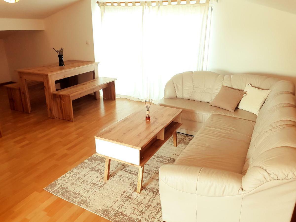 Apartment Luca Pula Exteriér fotografie
